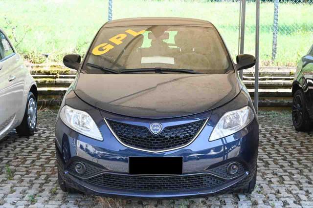 LANCIA Ypsilon usata, con Sedile posteriore sdoppiato