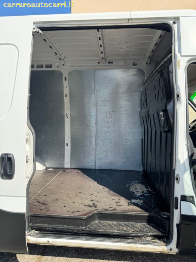 IVECO Daily usata 38
