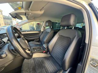 VOLKSWAGEN Passat Variant usata, con Controllo trazione