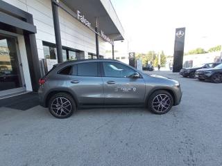 MERCEDES-BENZ EQA usata, con Alzacristalli elettrici