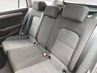 VOLKSWAGEN Passat Variant usata, con Park Distance Control