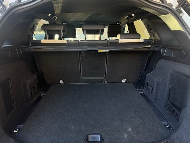 LAND ROVER Discovery Sport usata, con Fari Xenon