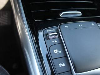 MERCEDES-BENZ GLA 200 usata, con Isofix