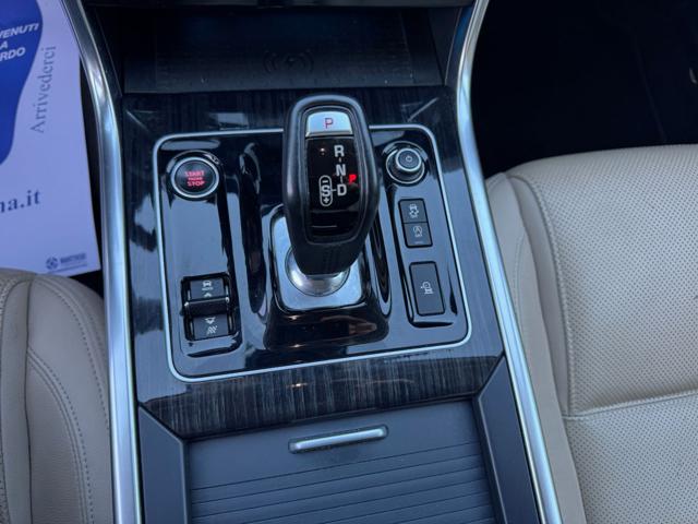 JAGUAR XE usata, con Fendinebbia