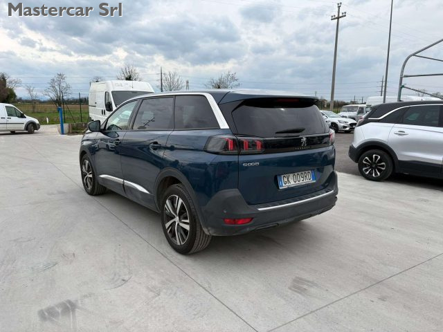 PEUGEOT 5008 usata, con Airbag Passeggero