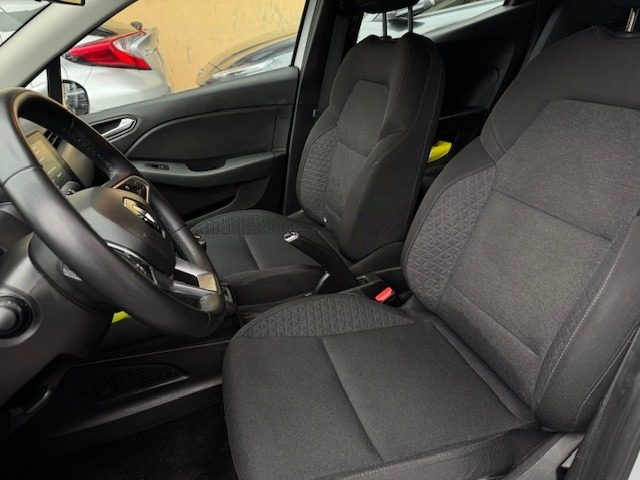 RENAULT Clio usata, con Servosterzo