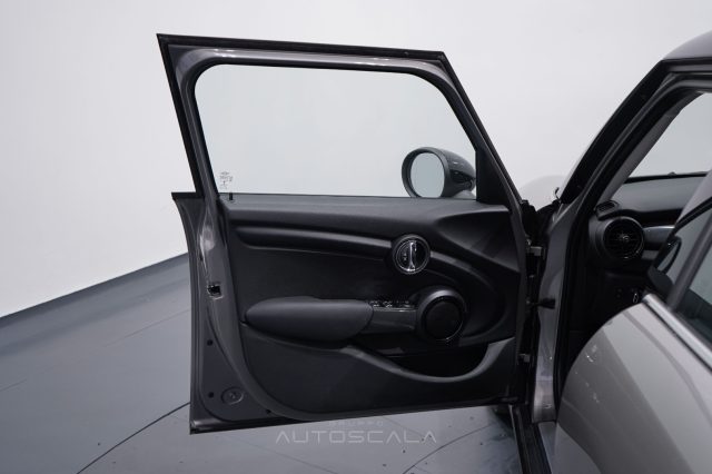 MINI Cooper D usata, con Climatizzatore