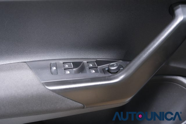VOLKSWAGEN Polo usata, con Luci diurne