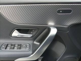 MERCEDES-BENZ A 180 usata, con Sistema di navigazione