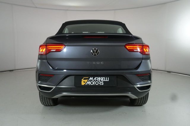 VOLKSWAGEN T-Roc usata, con Autoradio