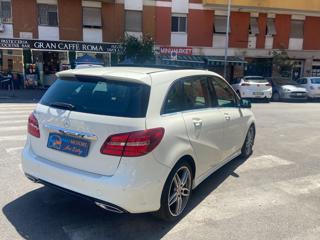 MERCEDES-BENZ B 180 usata, con Alzacristalli elettrici