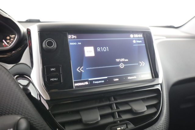 PEUGEOT 208 usata 8