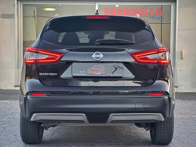 NISSAN Qashqai usata, con Climatizzatore