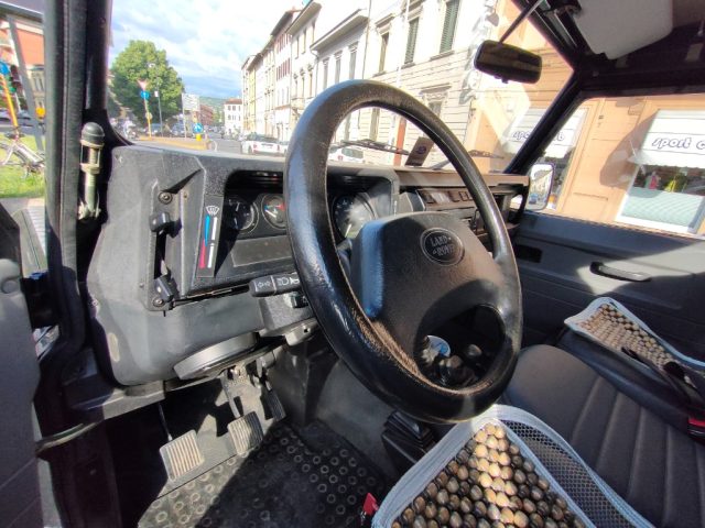LAND ROVER Defender usata 8