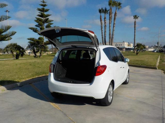 OPEL Meriva usata, con Climatizzatore