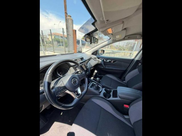 NISSAN Qashqai usata, con Sedile posteriore sdoppiato