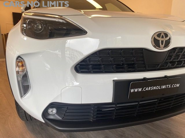 TOYOTA Yaris Cross usata, con Frenata d