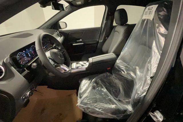 MERCEDES-BENZ GLA 200 usata, con Sensore di luce