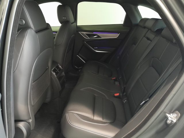 JAGUAR F-Pace usata, con Park Distance Control