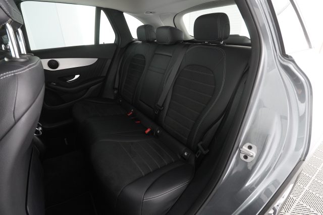 MERCEDES-BENZ GLC 220 usata 10