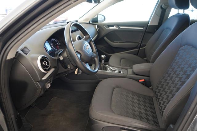 AUDI A3 usata, con Specchietti laterali elettrici