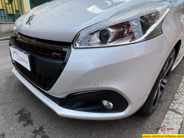 PEUGEOT 208 usata, con Sensori di parcheggio anteriori