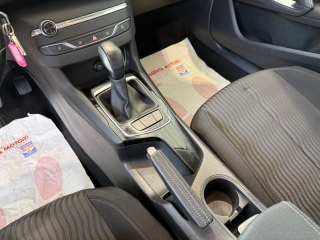 PEUGEOT 308 usata, con Servosterzo