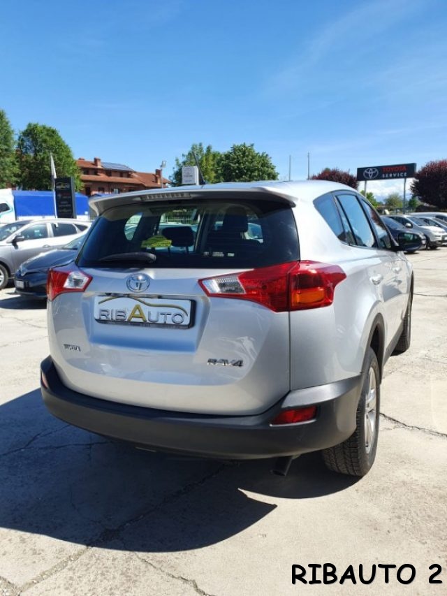 TOYOTA RAV 4 usata, con Controllo trazione