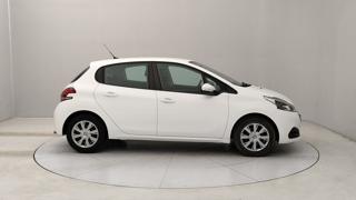 PEUGEOT 208 usata, con Autoradio
