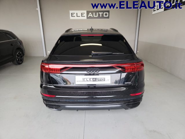 AUDI Q8 usata, con Alzacristalli elettrici