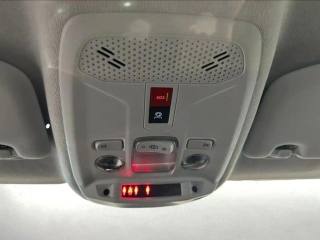 PEUGEOT 208 usata, con Volante in pelle