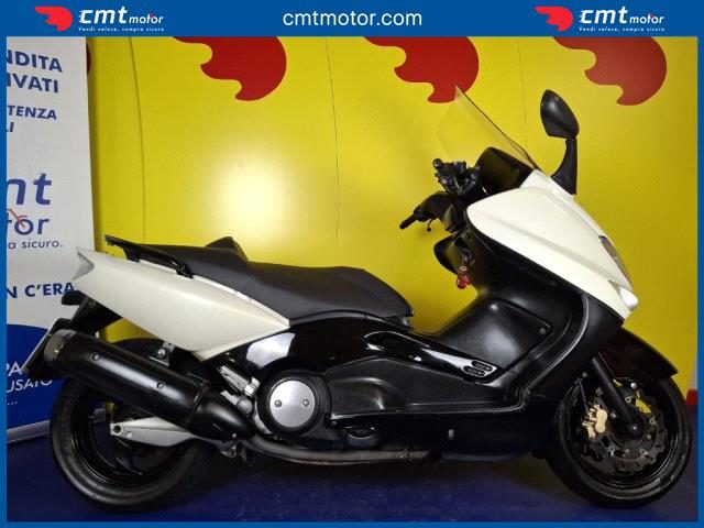 YAMAHA T-Max 500 usata 0