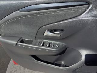OPEL Corsa usata, con Fari LED