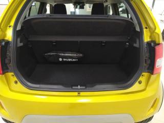 SUZUKI Ignis usata, con Autoradio