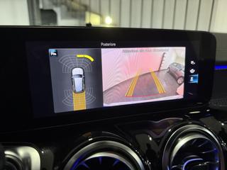 MERCEDES-BENZ GLB 200 usata, con Filtro antiparticolato