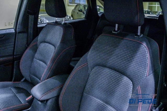 FORD Kuga usata, con Specchietti laterali elettrici