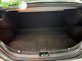 MERCEDES-BENZ CLA 200 usata, con Controllo automatico clima