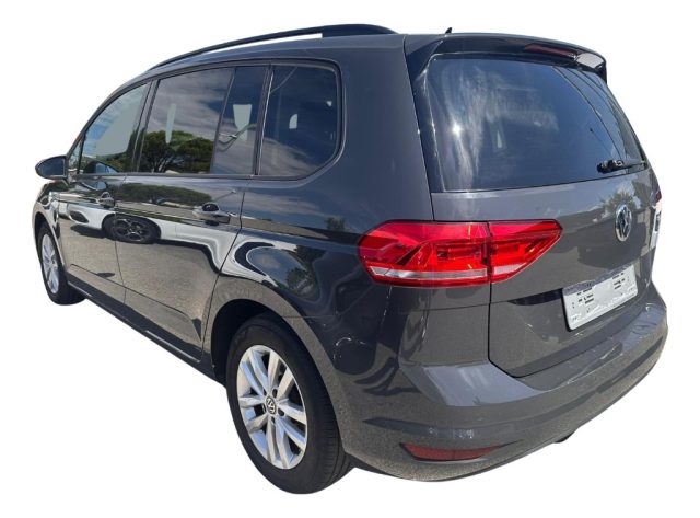 VOLKSWAGEN Touran usata, con Autoradio