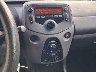 PEUGEOT 108 usata, con Airbag testa
