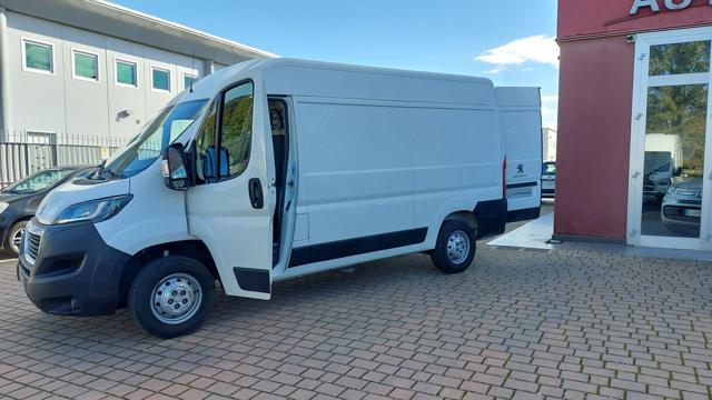 PEUGEOT Boxer usata, con Volante multifunzione
