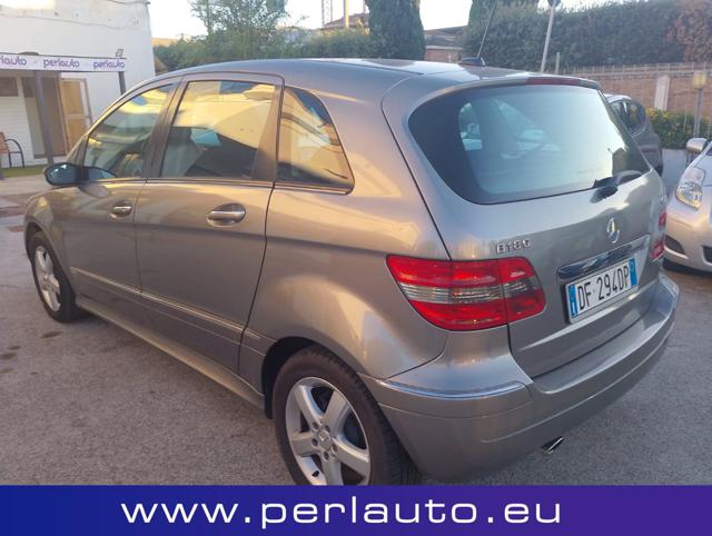 MERCEDES-BENZ B 180 usata, con Airbag laterali