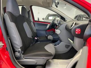 PEUGEOT 107 usata, con USB