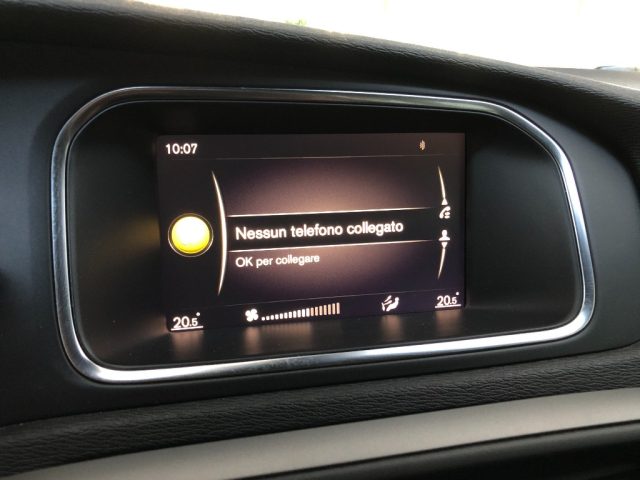 VOLVO V40 usata 24