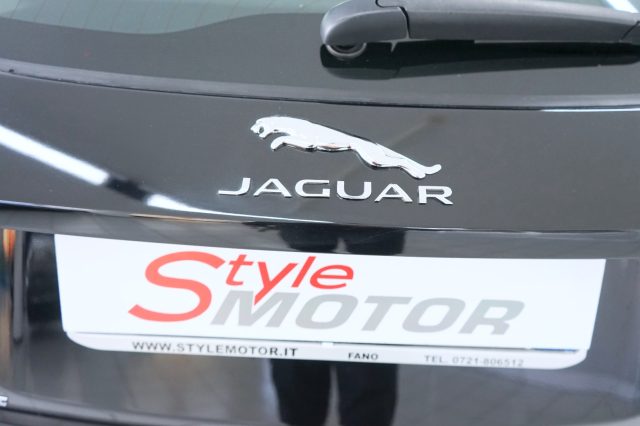 JAGUAR E-Pace usata 36