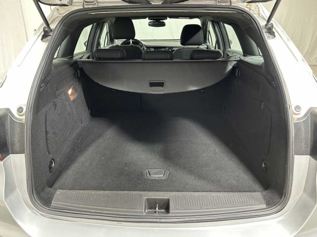 OPEL Astra usata, con Servosterzo