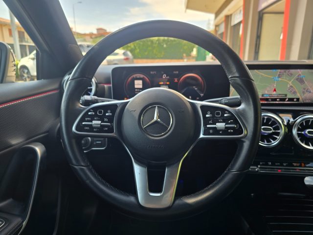 MERCEDES-BENZ A 200 usata, con Controllo elettronico della corsia