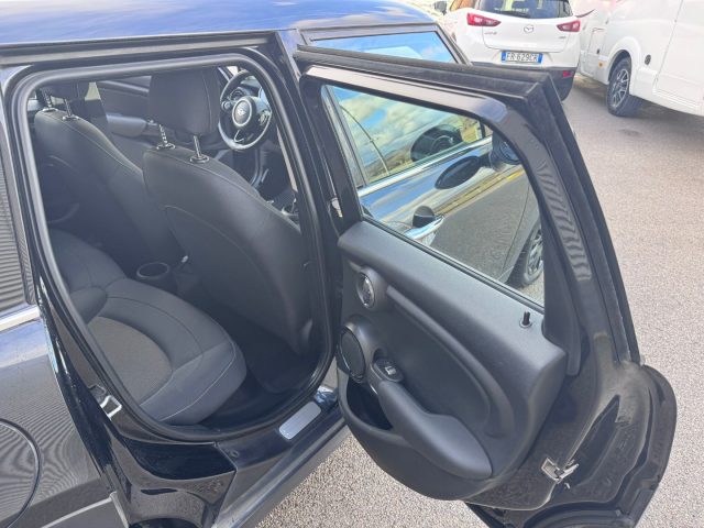 MINI Cooper D usata, con Volante multifunzione