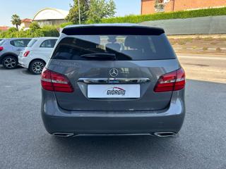 MERCEDES-BENZ B 200 usata, con Fendinebbia