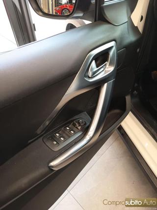 PEUGEOT 2008 usata, con Cruise Control