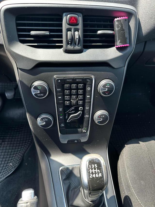 VOLVO V40 usata, con Luci diurne LED